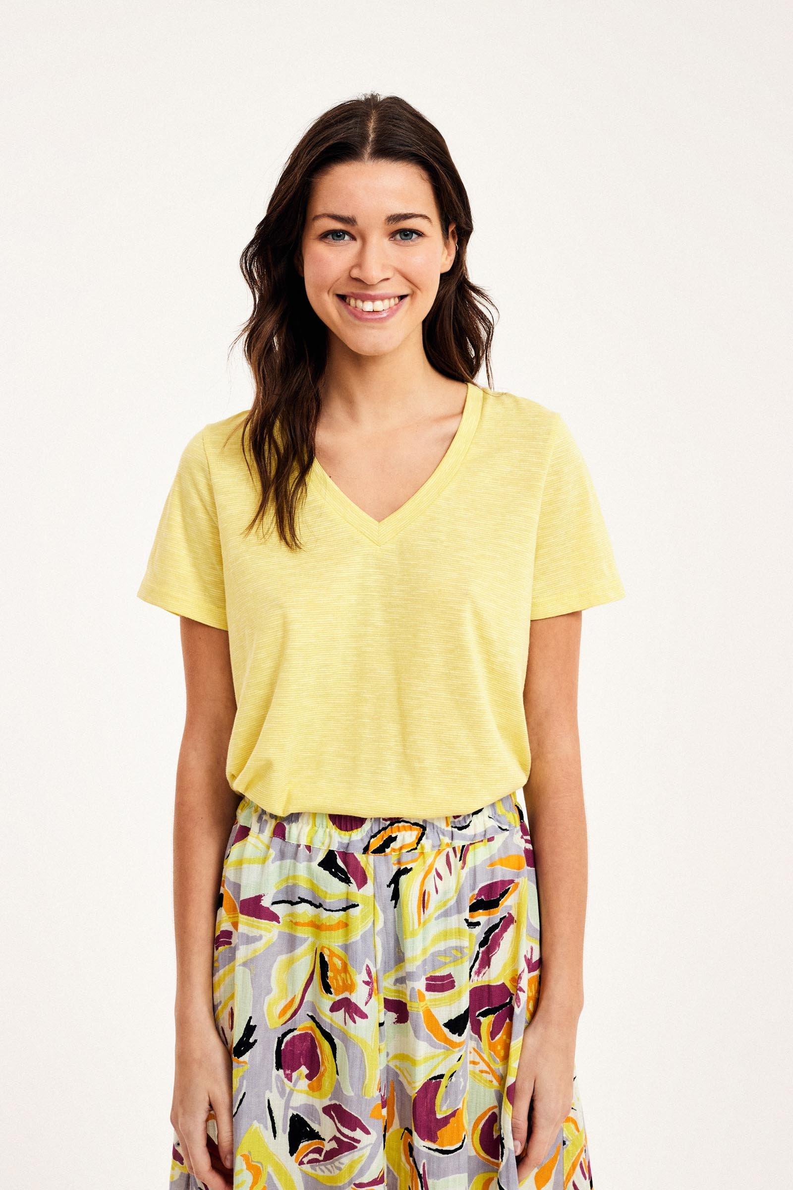 CKS Dames - NEBONY - t-shirt short sleeves - light yellow