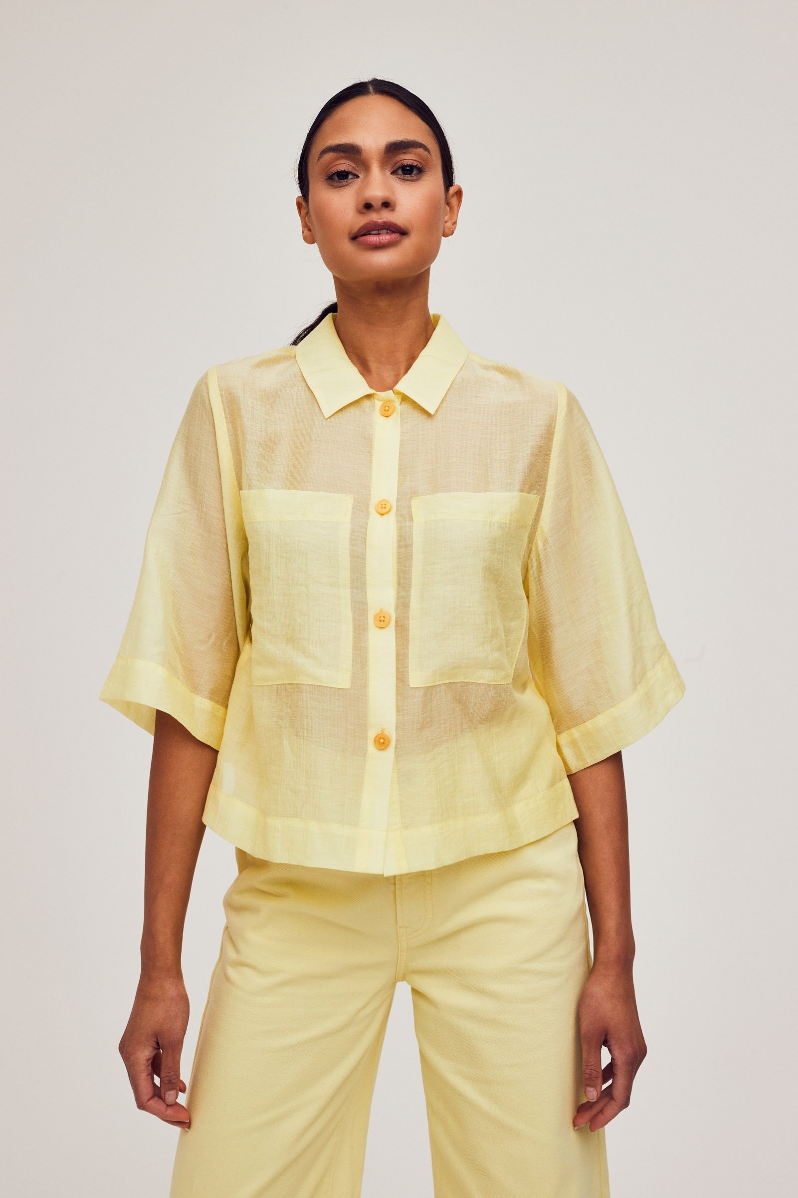 Feodaal Jaarlijks Kruipen SELIN - blouse korte mouwen - lichtgeel | CKS Fashion