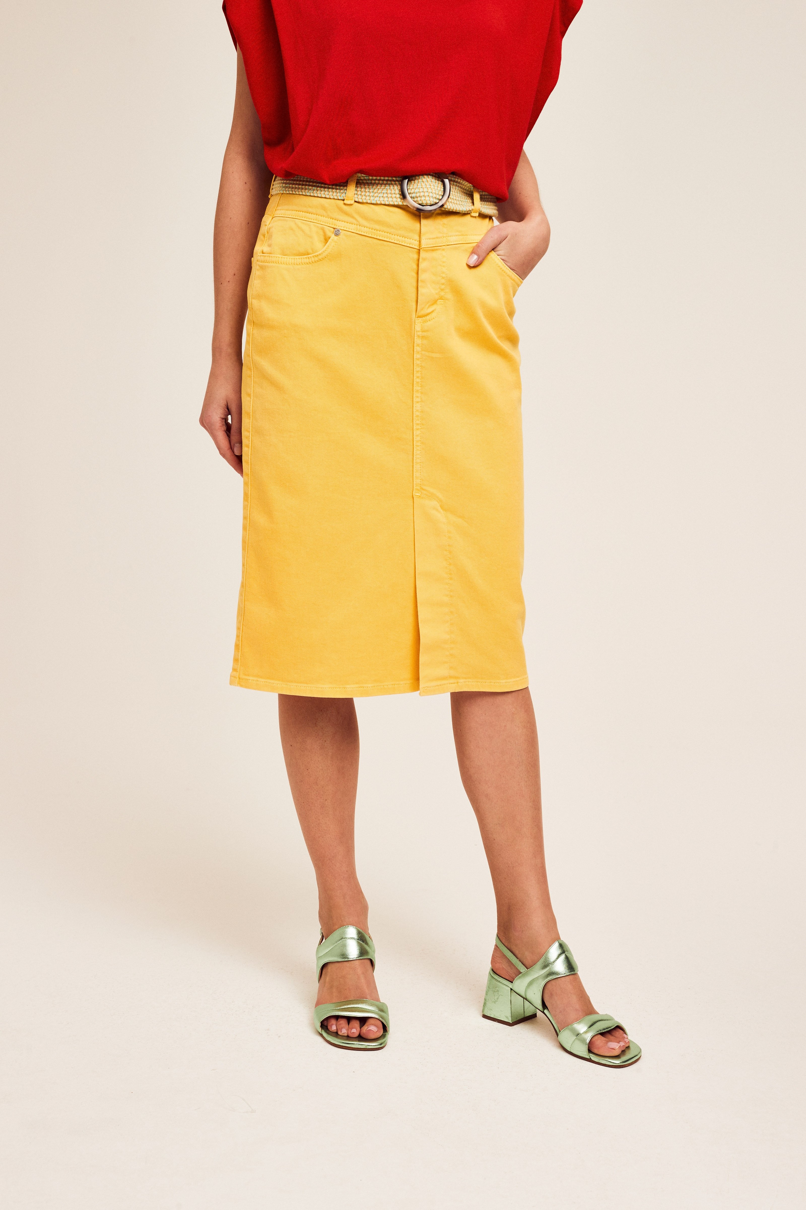 CKS Dames - BENEATH - midi skirt - dark yellow