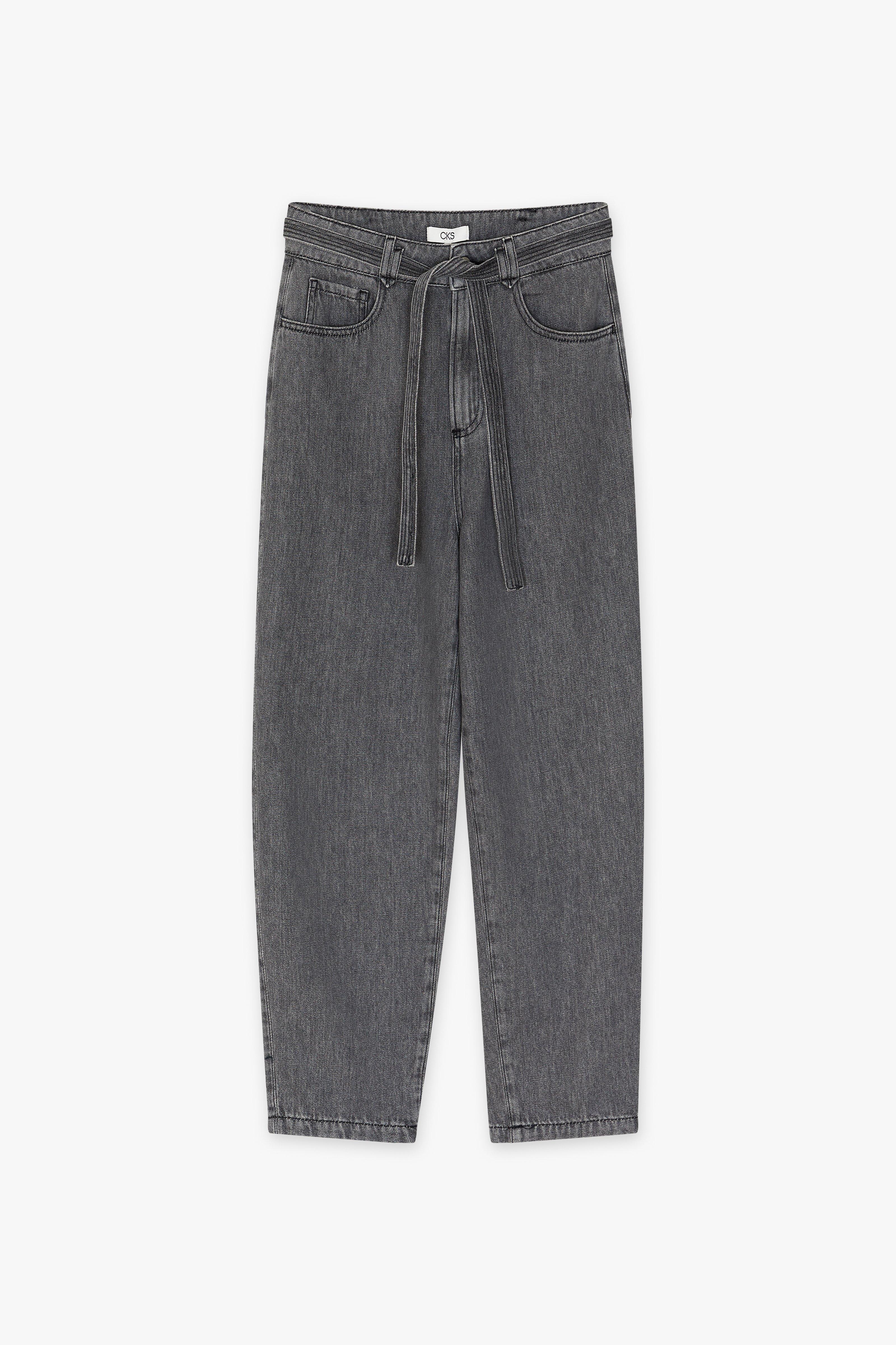 gris foncé