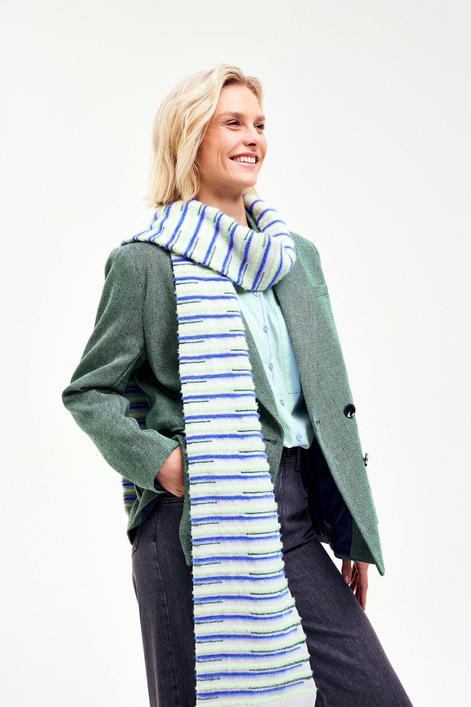 CKS Dames - SOPPY - wintersjaal - lichtblauw