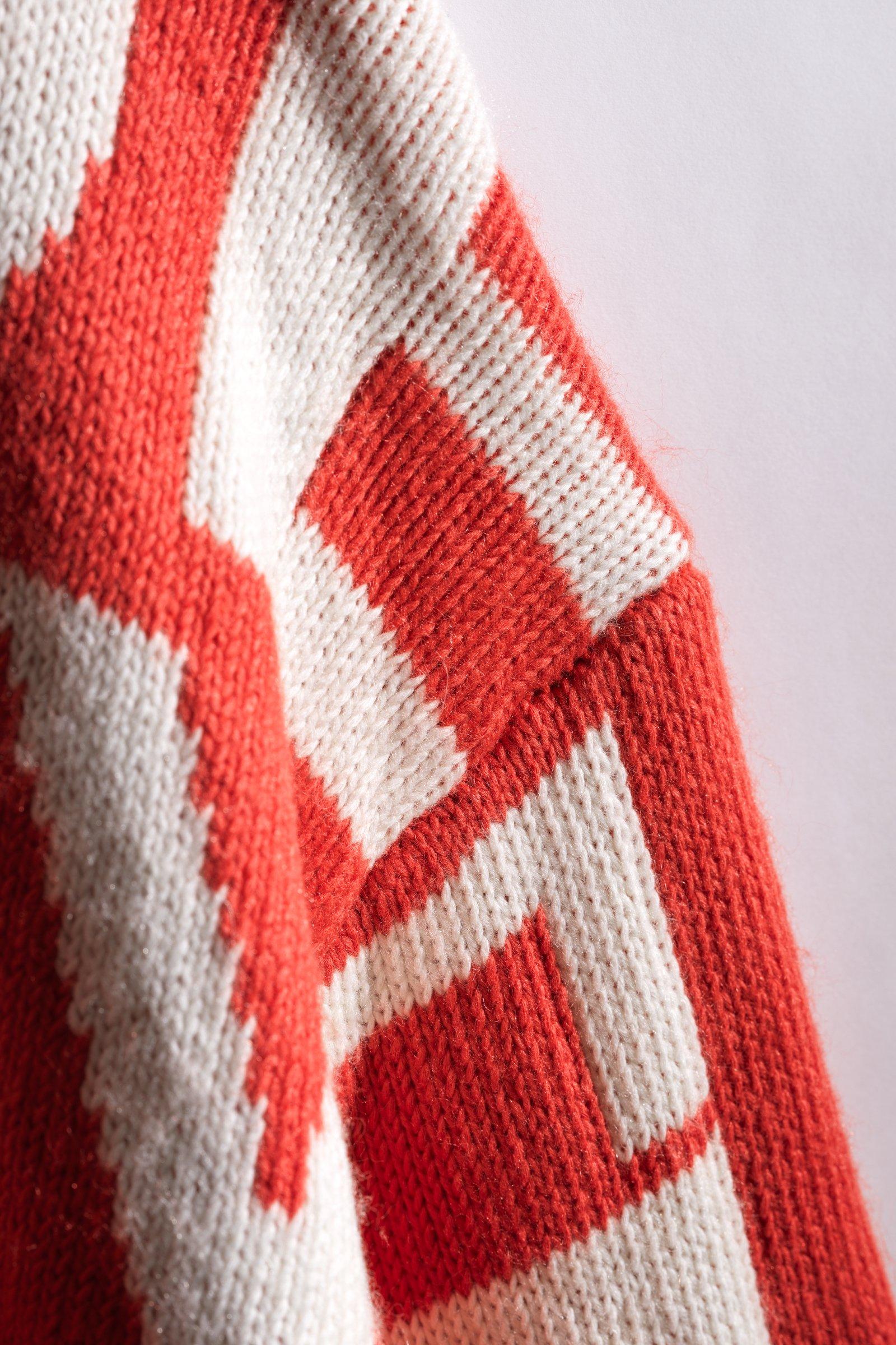 CKS - PROTEST - trui - felrood