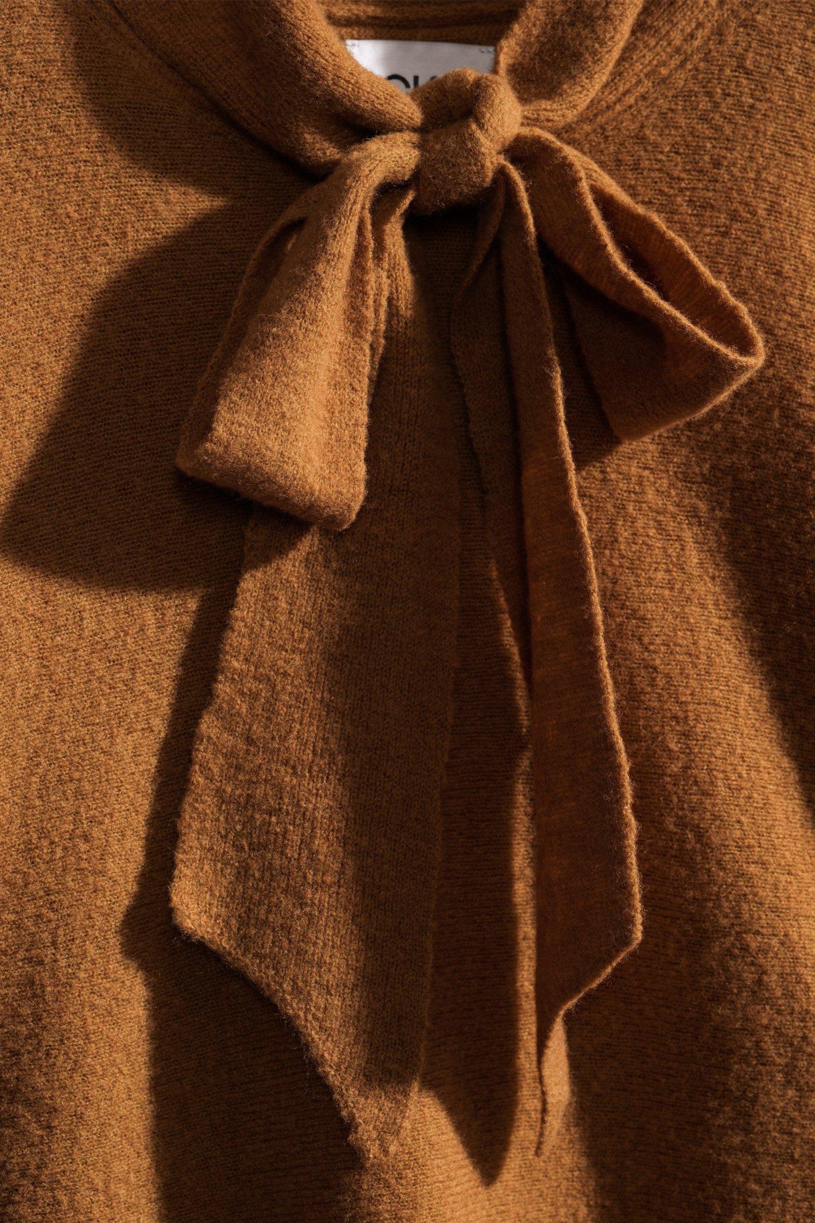 CKS - PATTABO - trui - lichtbruin