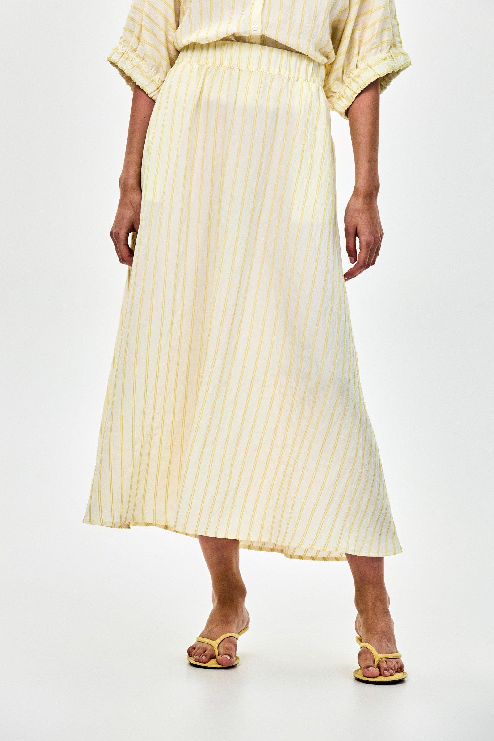 CKS - SKALLIENO - long skirt - light green