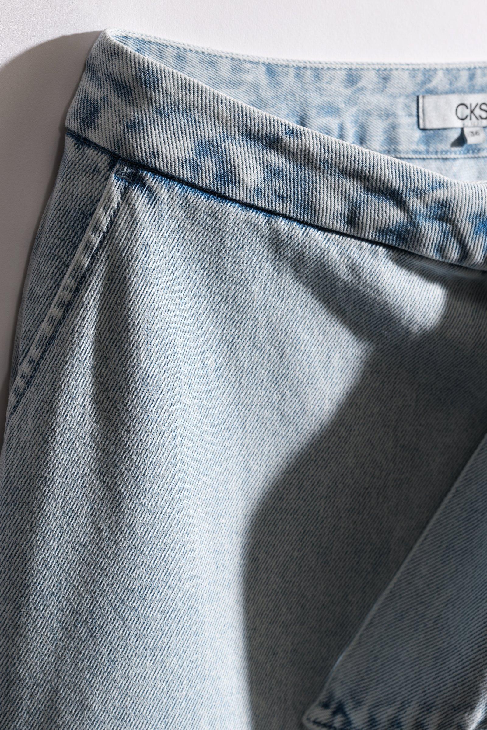 CKS - SKULLYZ - midirok - lichtblauw