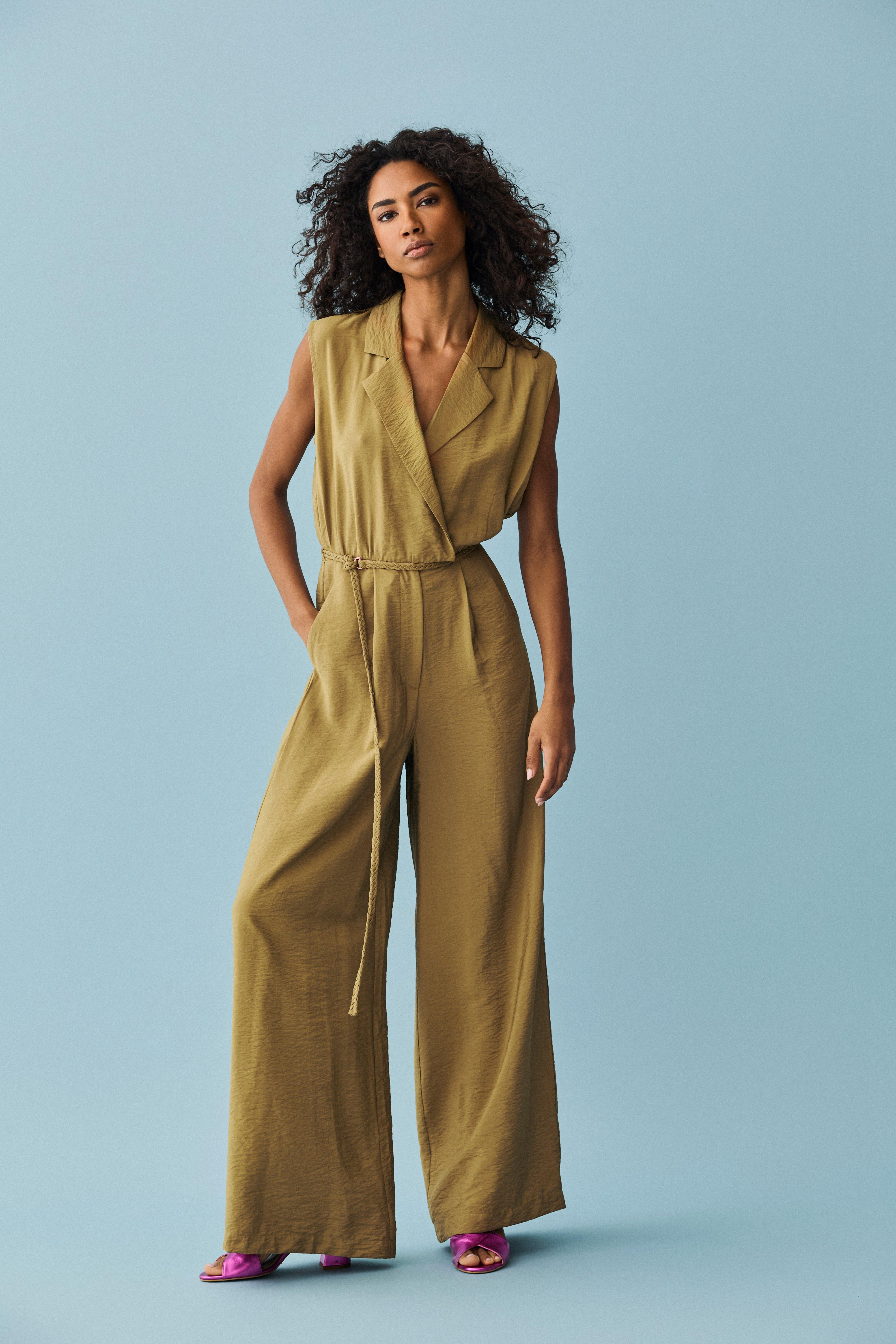  - SHOP THE LOOK -  - 