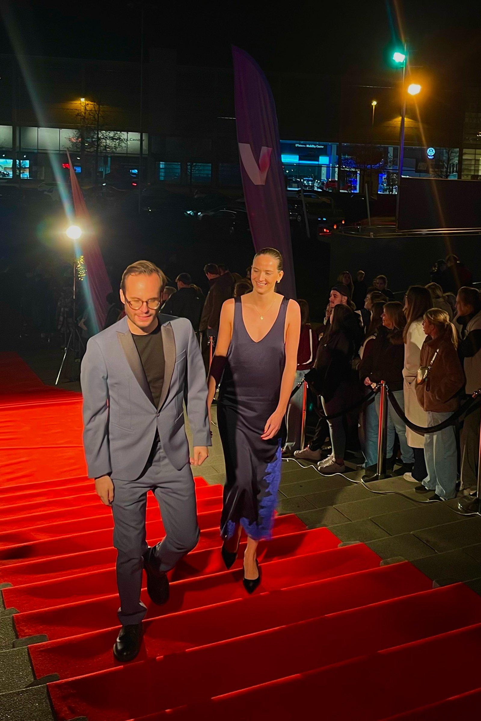  - SHOP THE LOOK -  - 